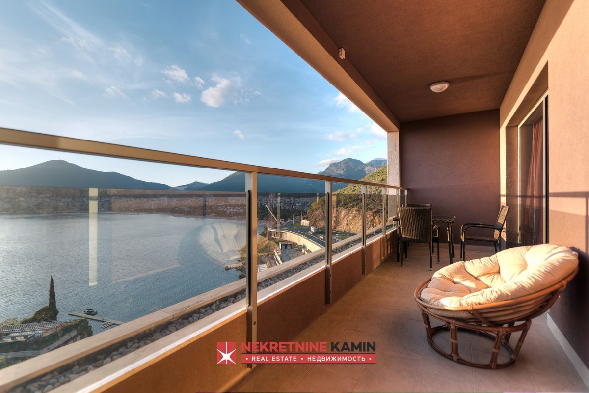 Jednosoban stan 56m2 u kompleksu Harmonija, Zavala, Budva